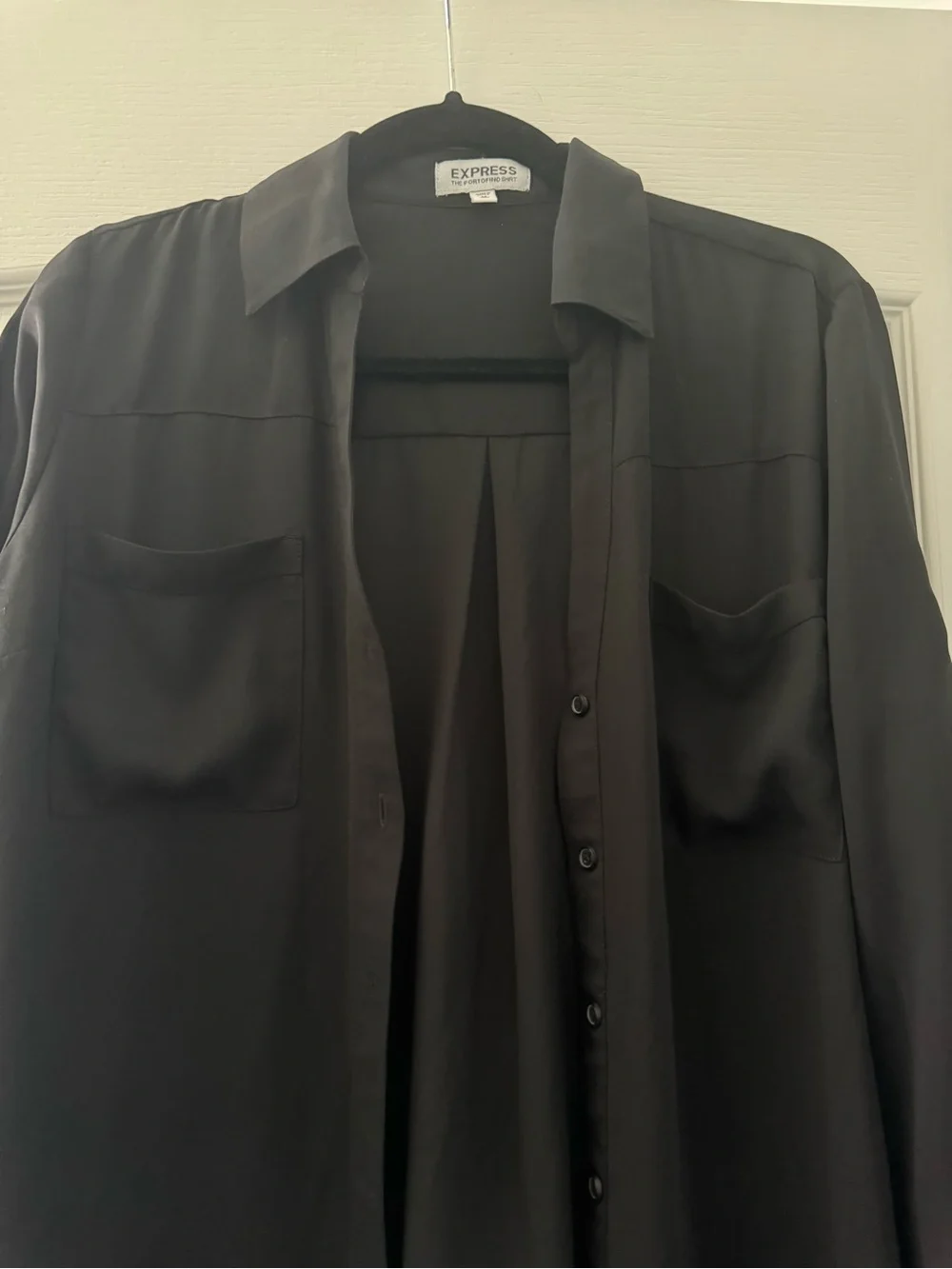 Express Black Long-Sleeve Button-Up Shirt - Picture 3 of 3